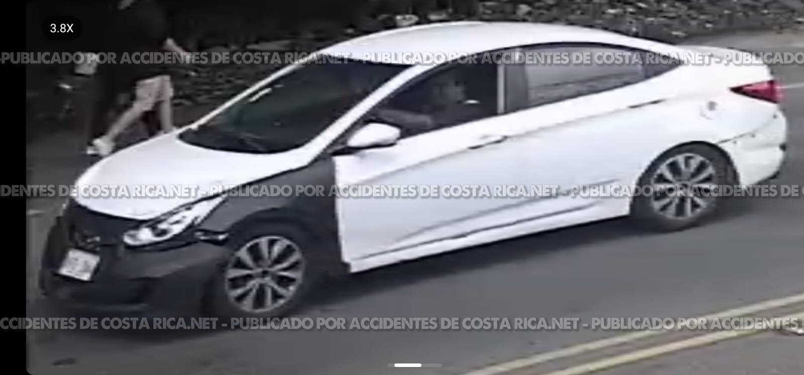 EN VIDEO | Buscan al Conductor de Vehiculo Involucrado en Accidente en ...