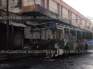 COLISION EN LA ENTRADA A BATAAN DE LIMON •